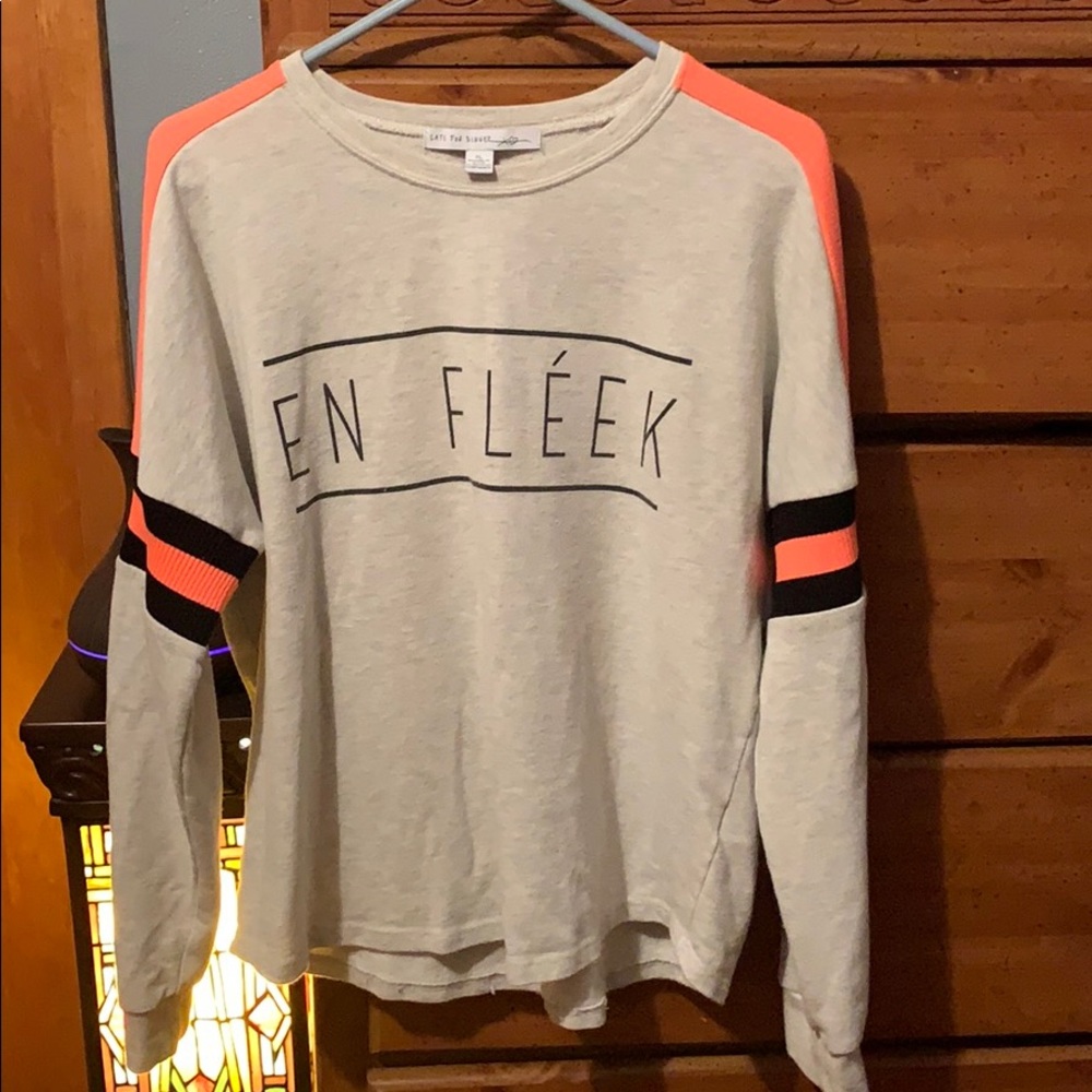 Lightweight sweatshirt